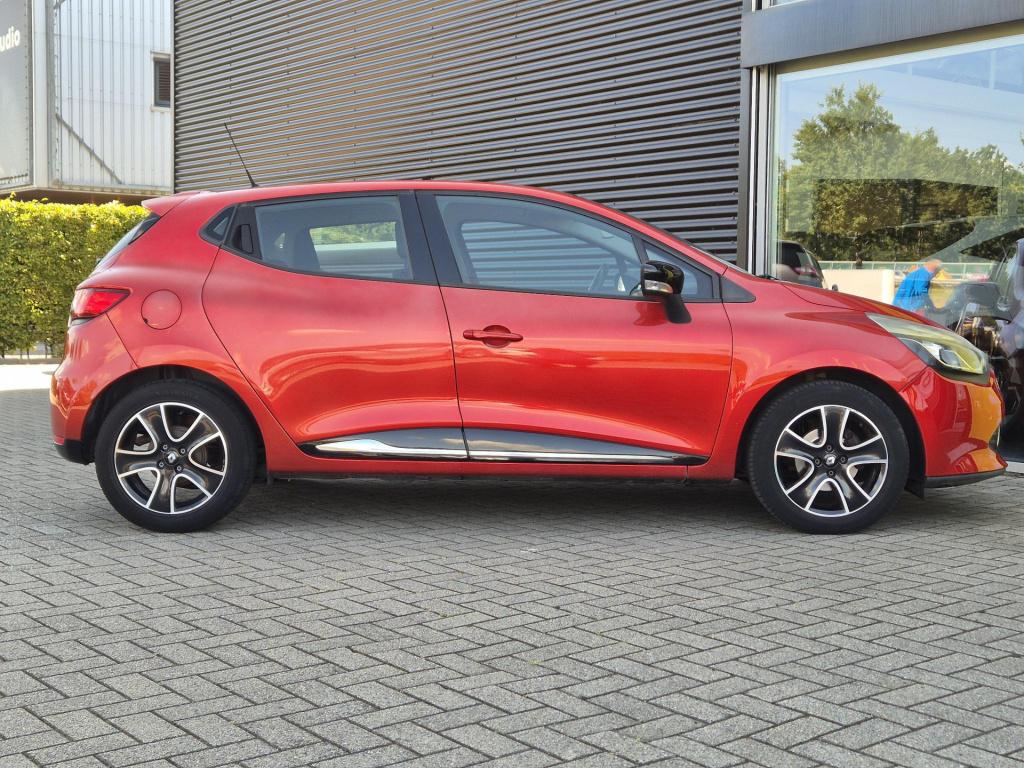 Renault Clio tce 90 expression airco, bluetooth, navigatie, cruise control,