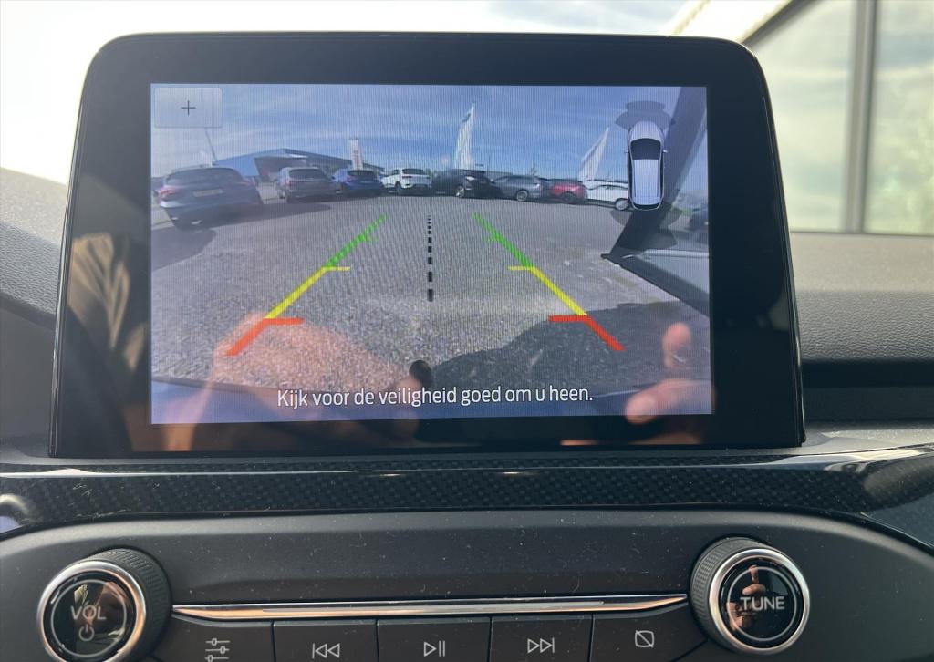 Ford Focus 1.0 ecoboost 125pk st line , trekhaak , carplay , climate contro