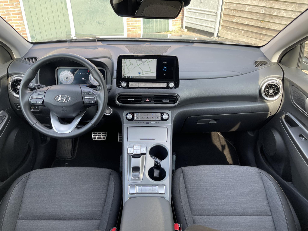 Hyundai Kona ev fashion 39 kwh