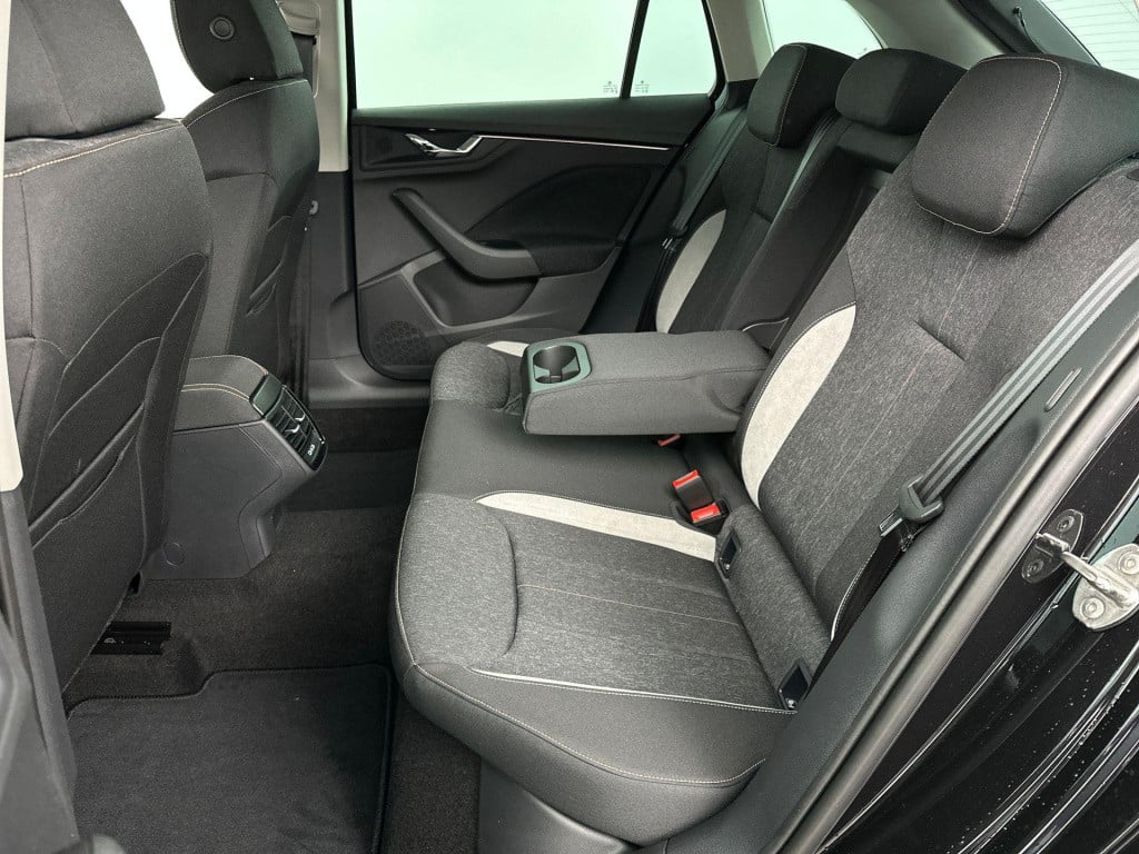 Skoda Scala business edition 1.0 tsi 85 kw / 115 pk hatchback