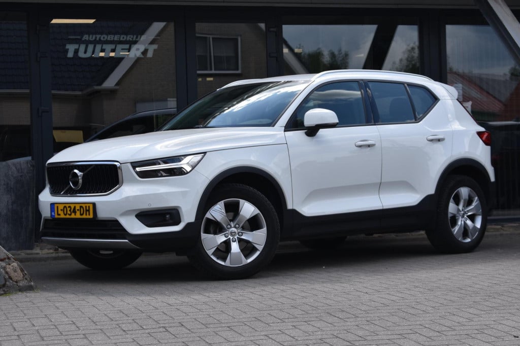 Volvo XC40 1.5 t2 | trekhaak | camera | apple carplay | android auto | adap