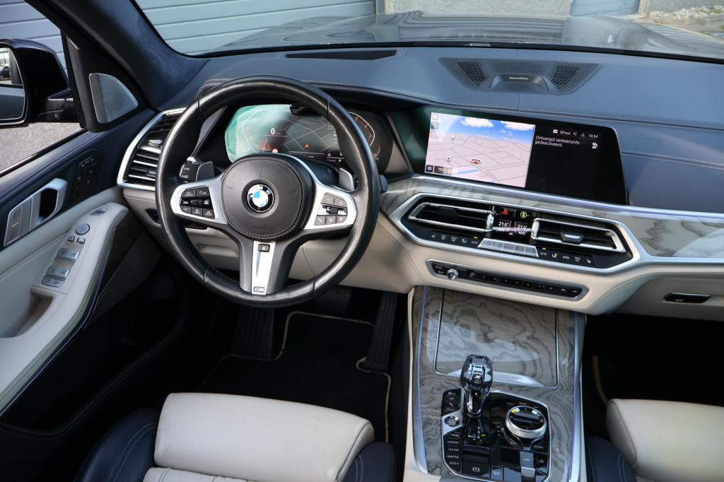 BMW X7 xdrive40i 6p. l 340 pk l panodak l laser l head-up l soft close l 35