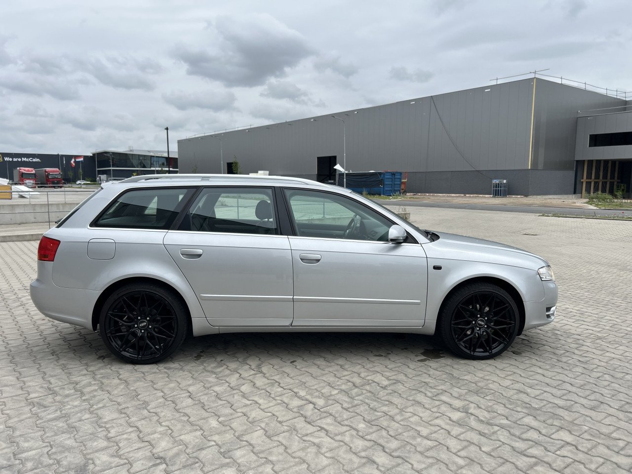 Audi A4 Avant 2.0 Pro Line/CARPLAY/19 INCH/NAP/CRUISE CONTR/
