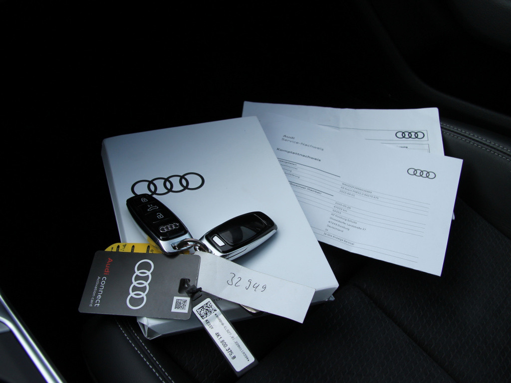 Audi A6 avant 55tfsi e hybrid 367pk quattro competition s-line | pano dak |
