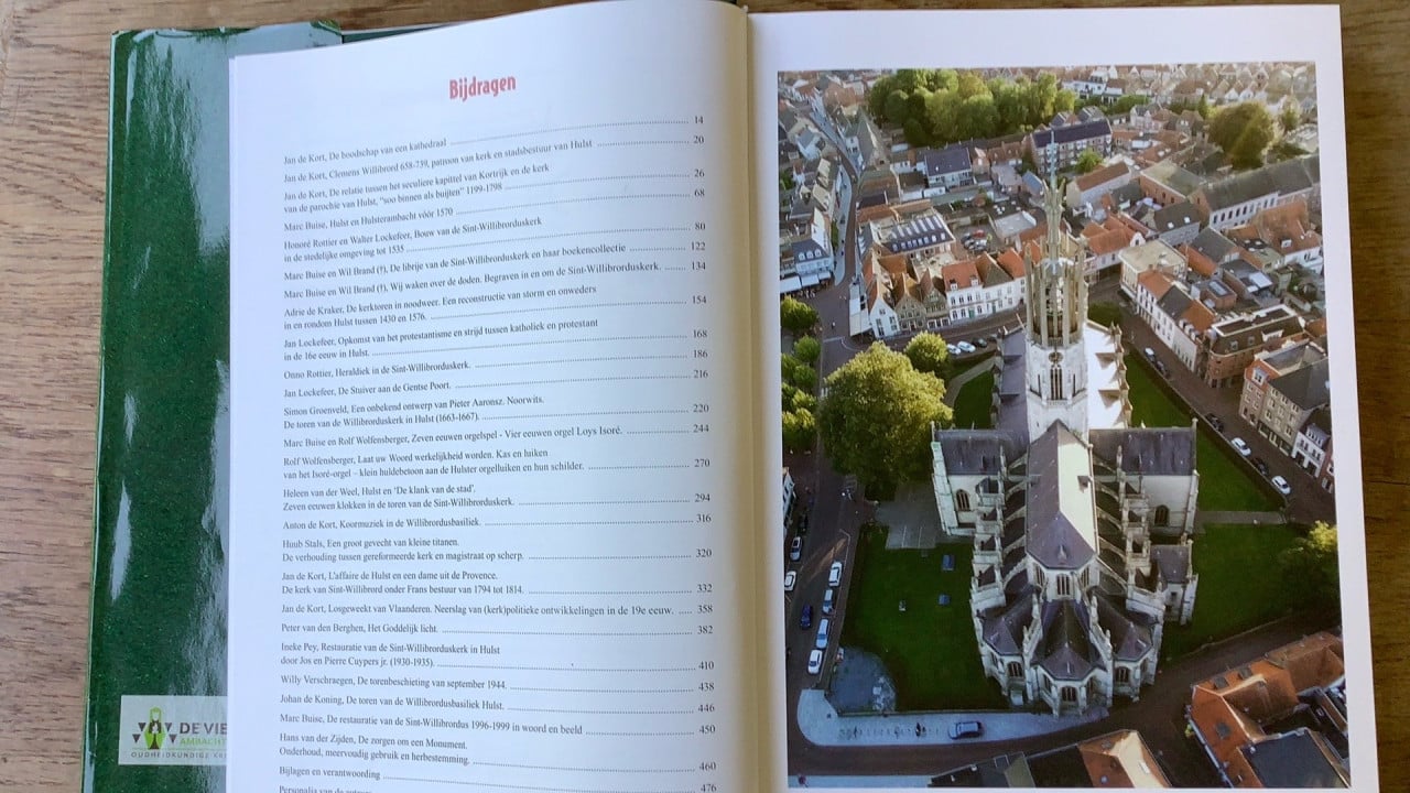 De parochiekercke van Hulst soo binnen als buijten. Willibrordus basiliek