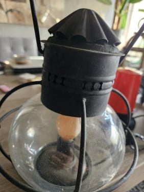 Mooie antieke scheepslamp van messing en glas...