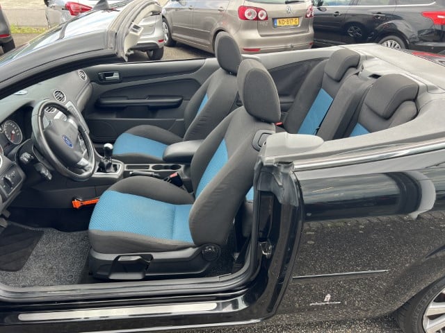 Ford Focus 1.6 100pk cabriolet