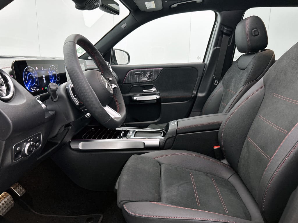 Mercedes-Benz Eqb 250+ business solution amg 71 kwh | trekhaak | premium pa