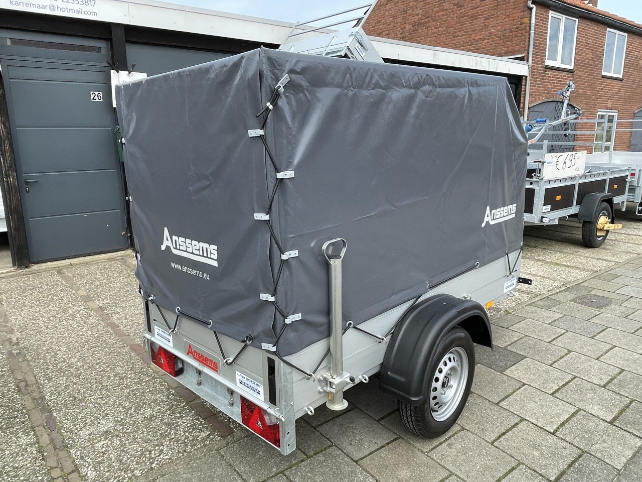 ANSSEMS ALUMINIUM MET HUIF , KIST , RES WIEL