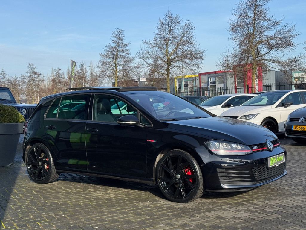 Volkswagen Golf 2.0 tsi gti * panoramadak * leer * navigatie * camera