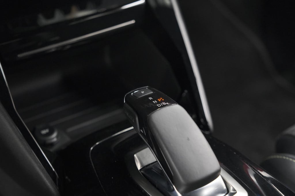 Peugeot 208 ev gt pack 50 kwh | 3 fase | camera | panoramadak | dodehoekdet