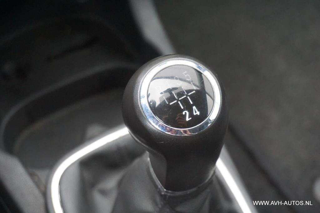 Opel Corsa 1.4-16v enjoy