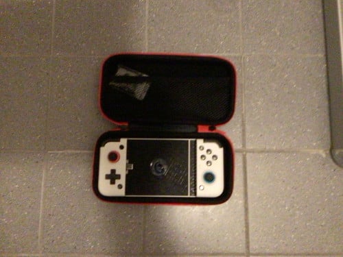 Mobile game controller