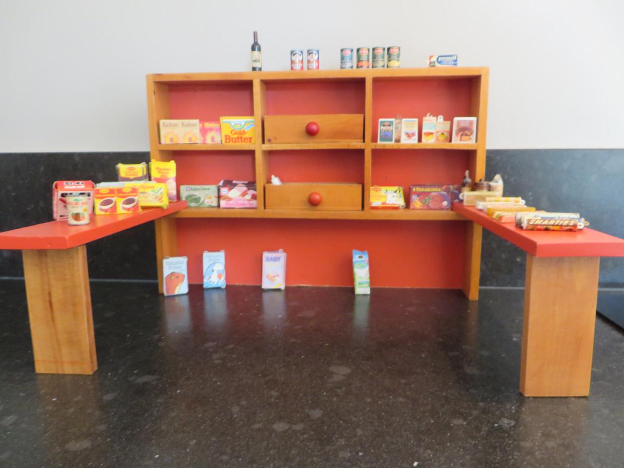 Spelletjes en ander speelgoed.