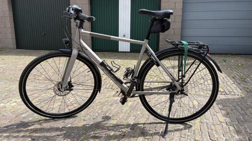Fiets Cube travel EXC maat 54