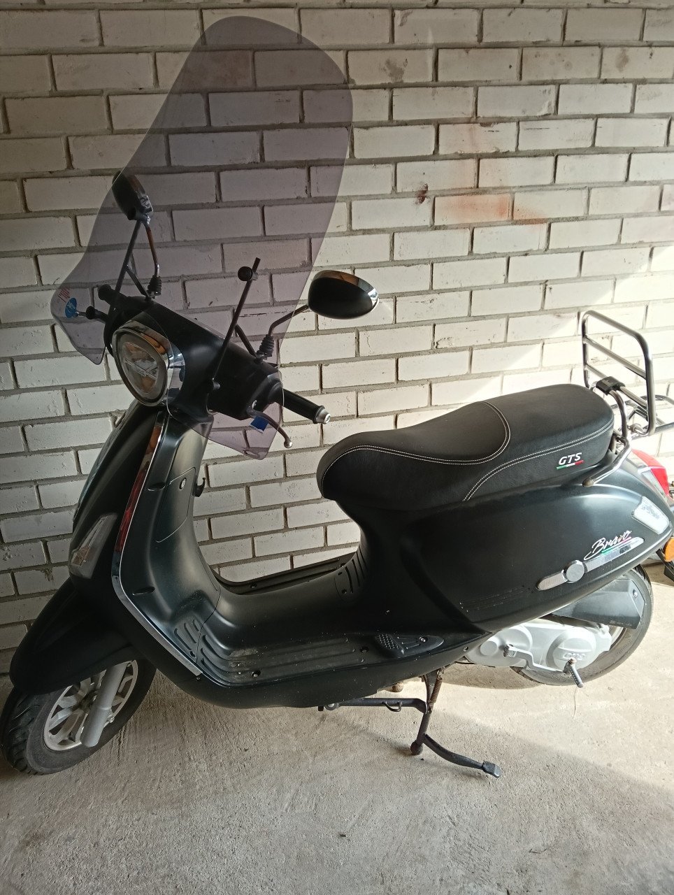Te koop scooter blauw kenteken