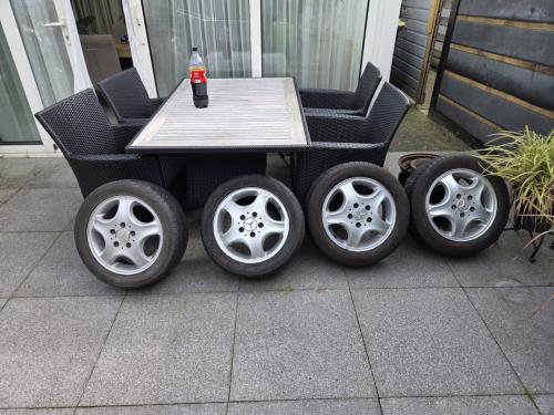 Mooie LM velgen met goede banden voor Mercedes "A" klasse 15"