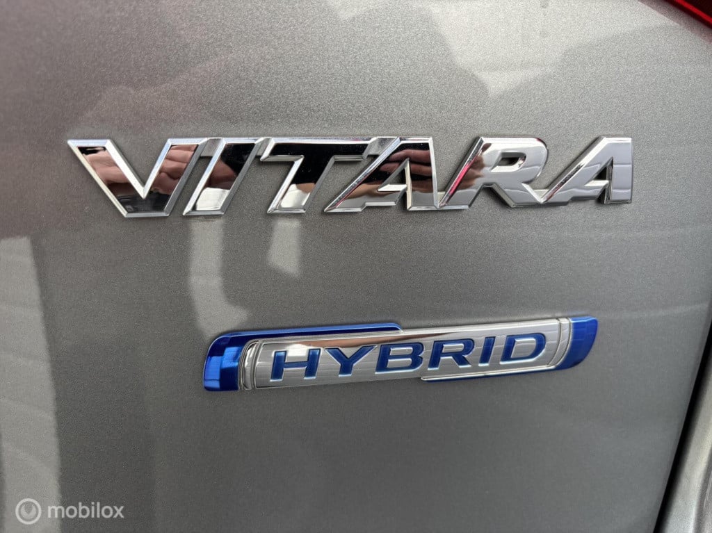 Suzuki Vitara 1.4 boosterjet style smart hybrid