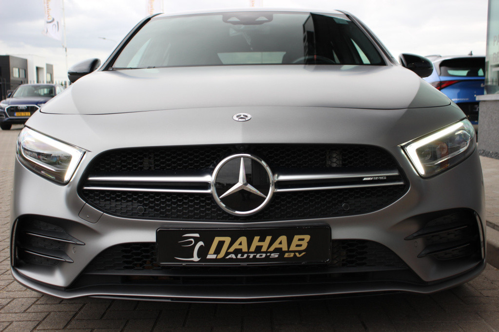 Mercedes-Benz A-Klasse amg 35 4matic premium plus | schaalstoelen | 360 cam