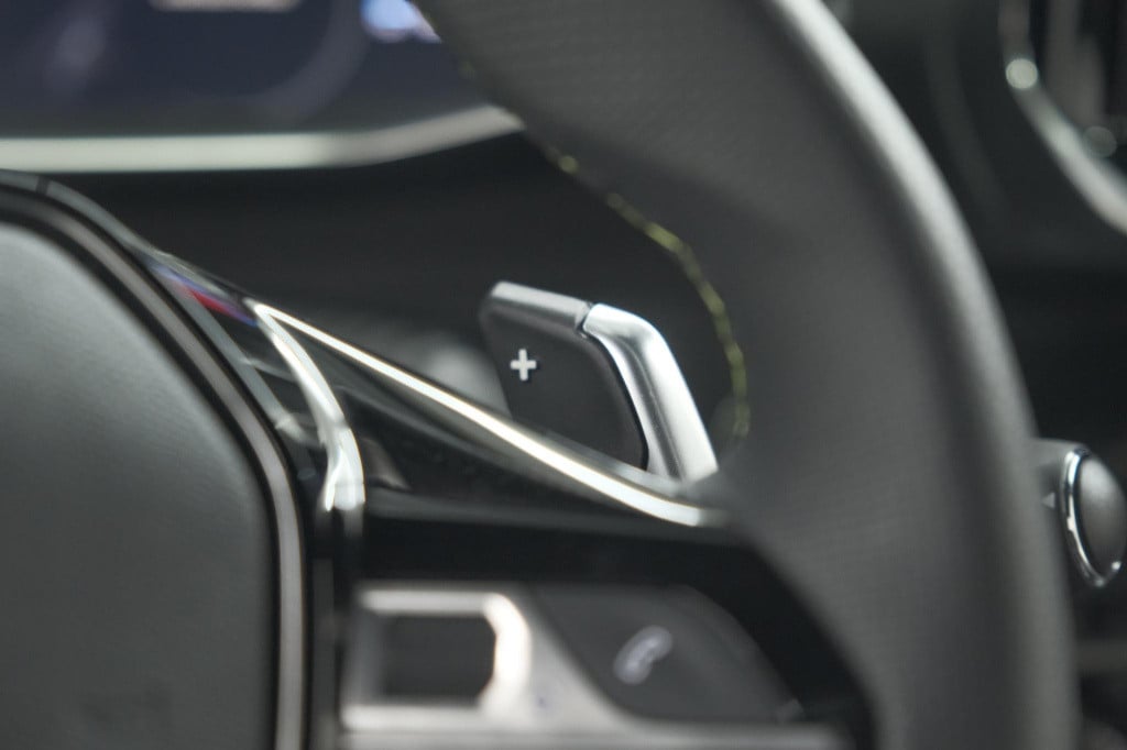 Peugeot 2008 puretech 130 eat8 gt | 360 camera | adaptieve cruise control |