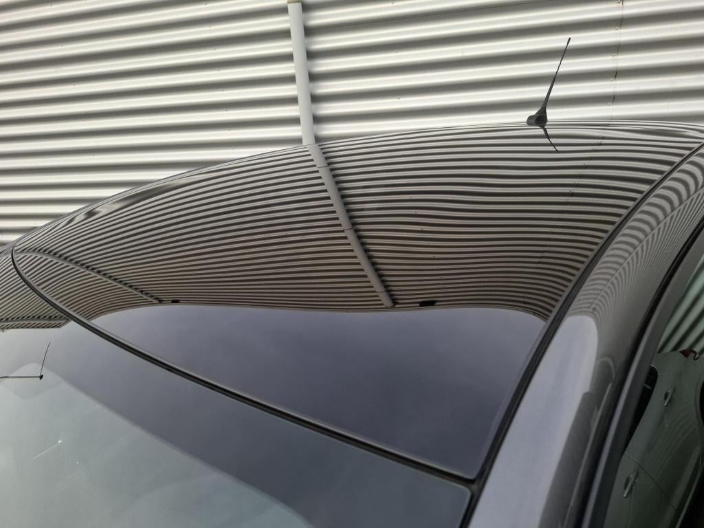 Peugeot 208 1.2 100 allure pano/clima/nav/cam