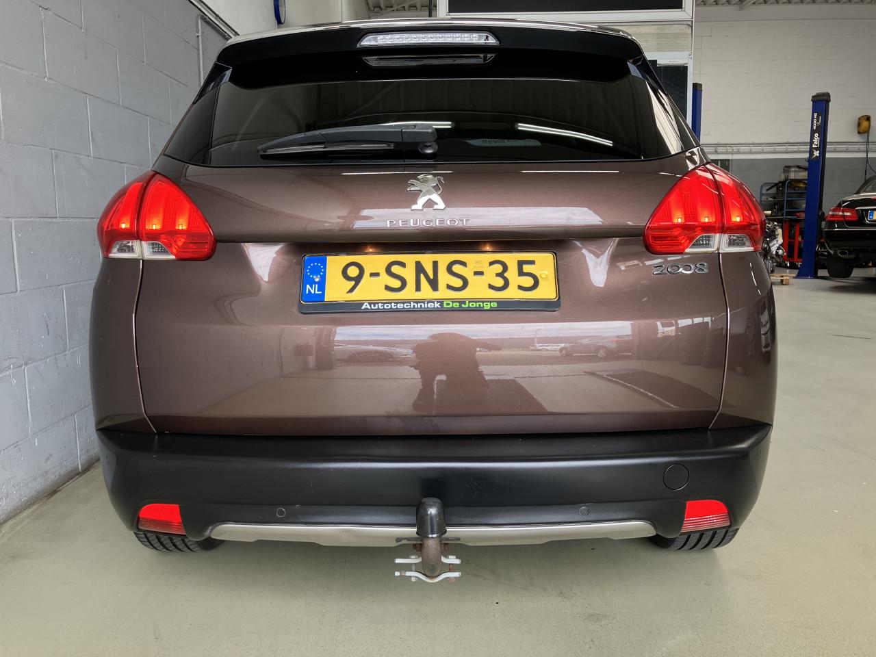 Peugeot 2008 Allure premium plus pack