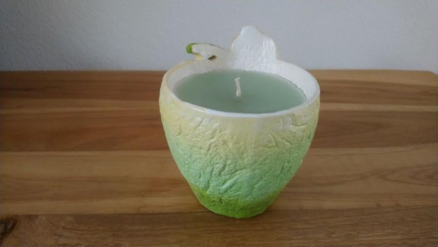 Stenen "bloempotje" met kaars, h 11 cm - NIEUW