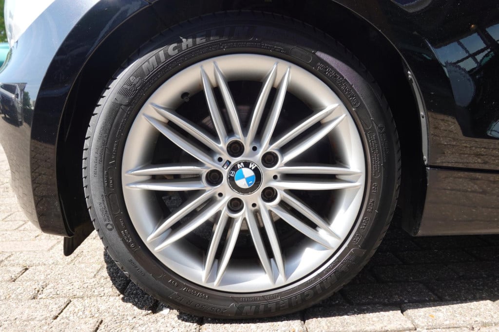 BMW 1 Serie 116i high executive