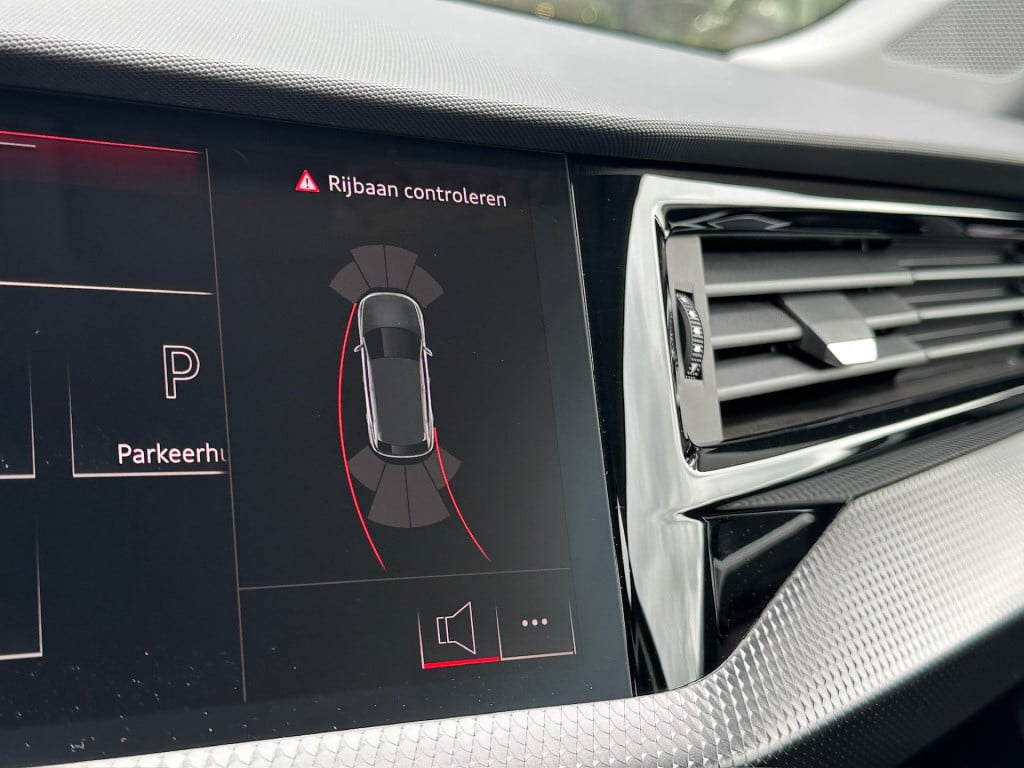 Audi A1 Sportback 30 tfsi 116pk s-tronic s-line | navi | virtual cockpit | 