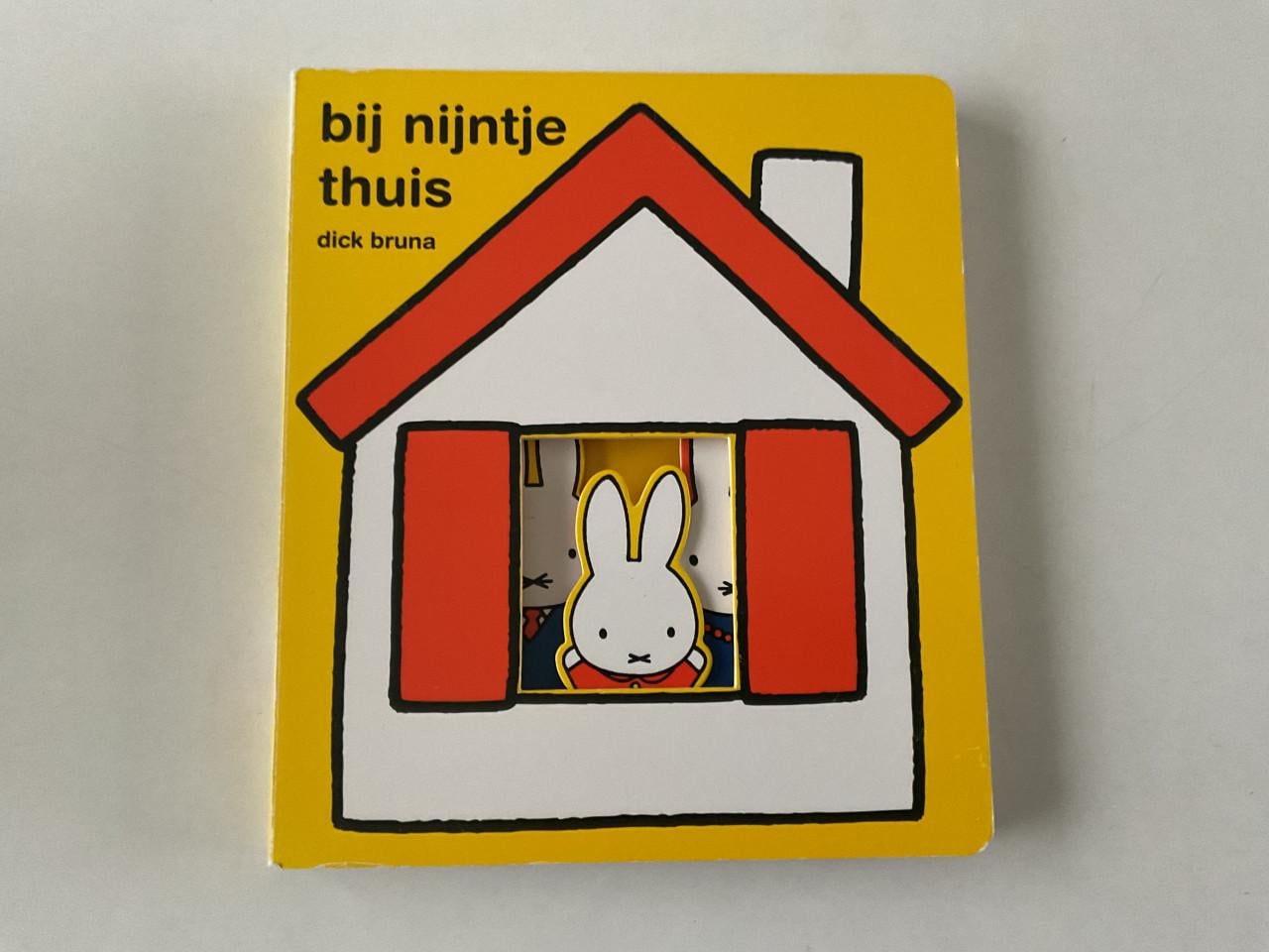 Verschillende boekjes van Nijntje en Dikkie Dik.