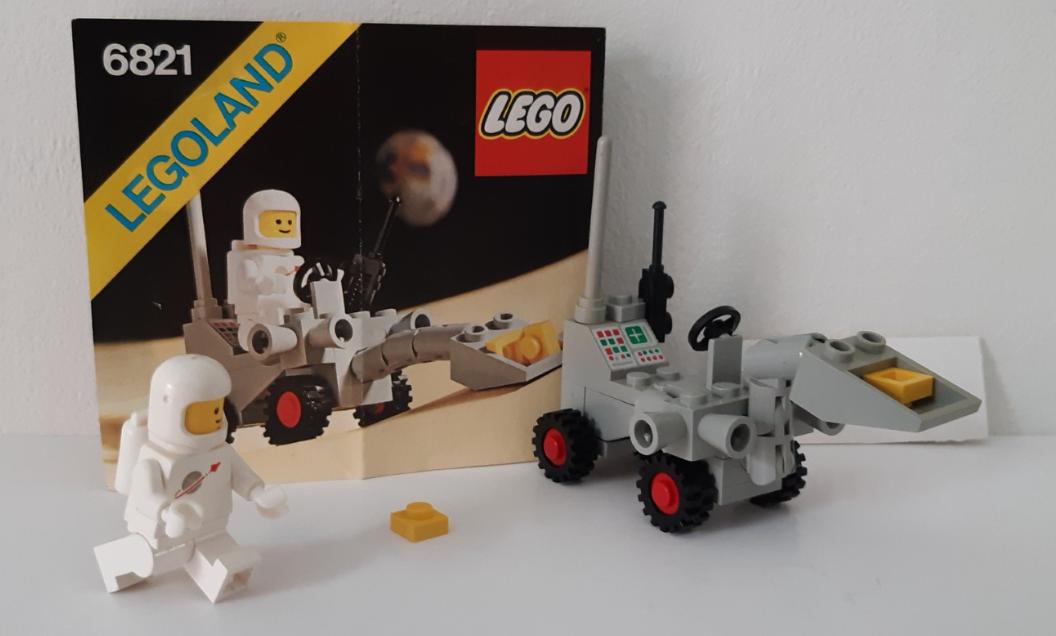 Lego Classic Space 6821: space shovel, ruimte voertuig met astronaut