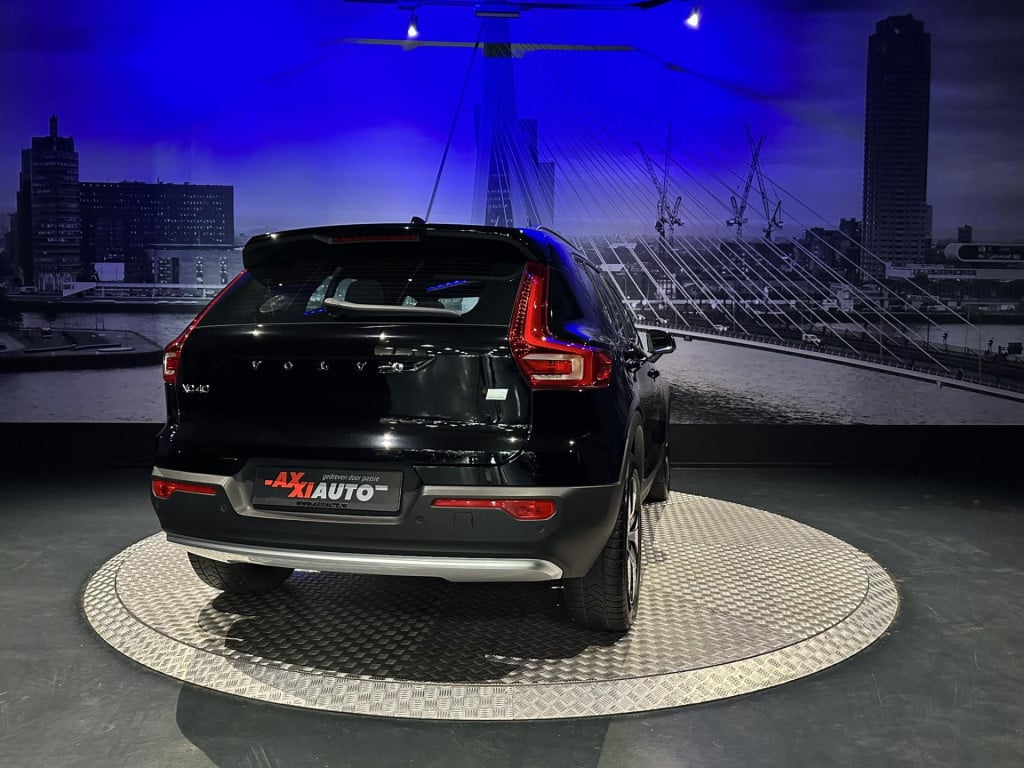 Volvo XC40 1.5 t4 plug-in hybrid plus bright *winterpack*h&k*camera