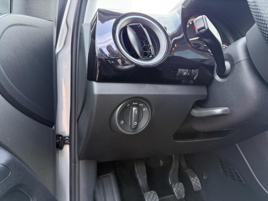 Skoda Citigo 1.0 greentech ambition | pano | cruise | apps