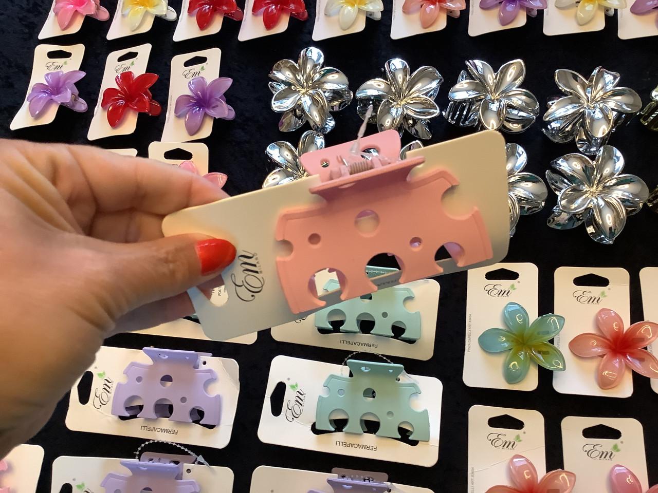 Partij super leuke haarklemmen. ( partij 205)