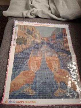 Diamond painting