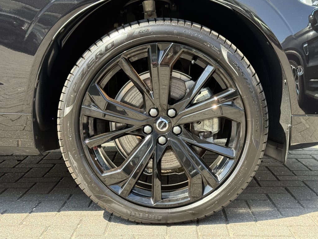 Volvo XC60 t6 398pk recharge ultra black edition| full options !