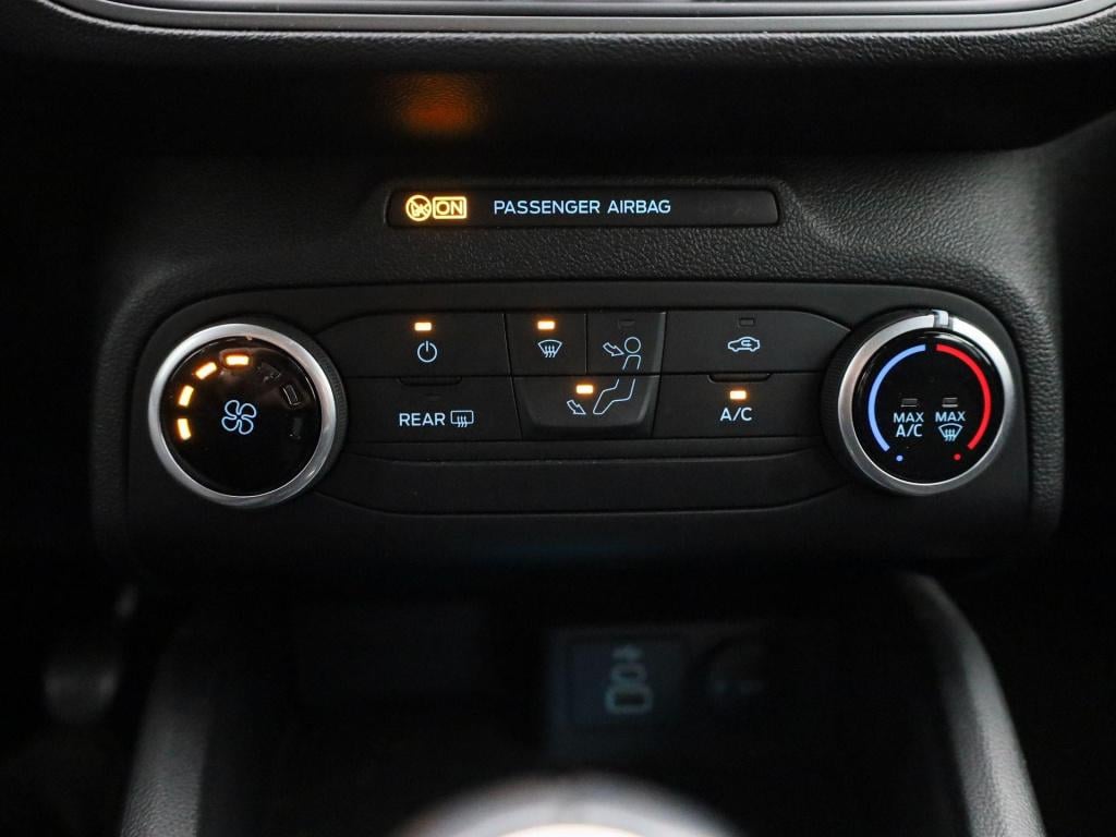 Ford Focus wagon 1.0 ecoboost hybrid connected | apple carplay / android au