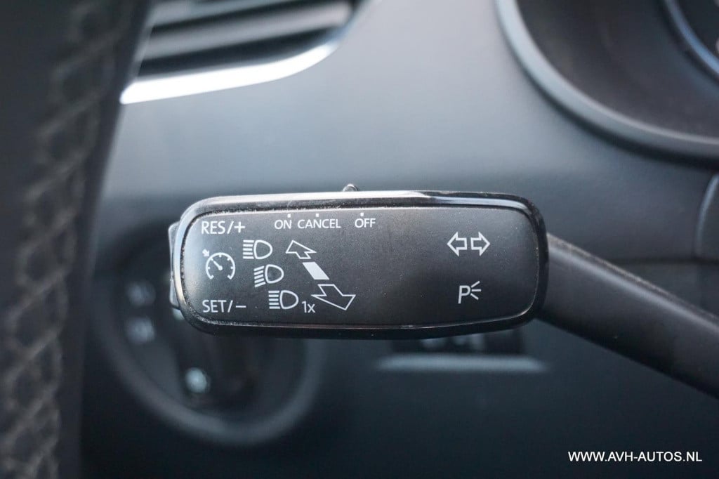 Skoda Octavia combi 1.4 tsi greentech ambition businessline dsg