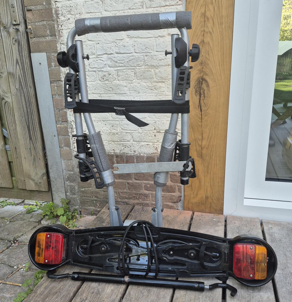 Fietsendrager Hang up van Thule