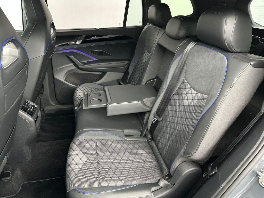 Volkswagen Tayron r-line-edition 1.5 110 kw / 150 pk etsi suv 7 vers / 7 pe