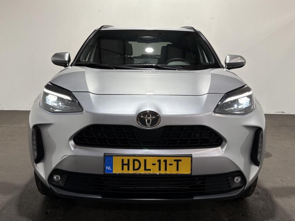 Toyota Yaris Cross 1.5 hybrid 115 first edition | bsm | pdc | stoelverw. |