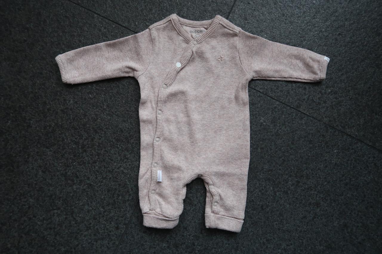 Baby box pakjes in maatje 44 en 50, zo goed als nieuw voor €2,00 per stuk