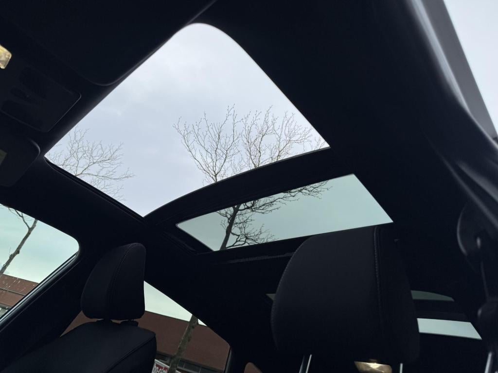 Ford Fiesta 1.0 ecoboost st-line nl-auto, panoramadak + véél opties!