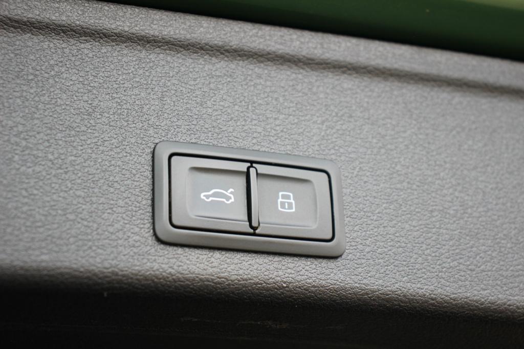 Audi Rs4 a4 avant 2.9 tfsi quattro pro line plus | pano | carbon | massage 