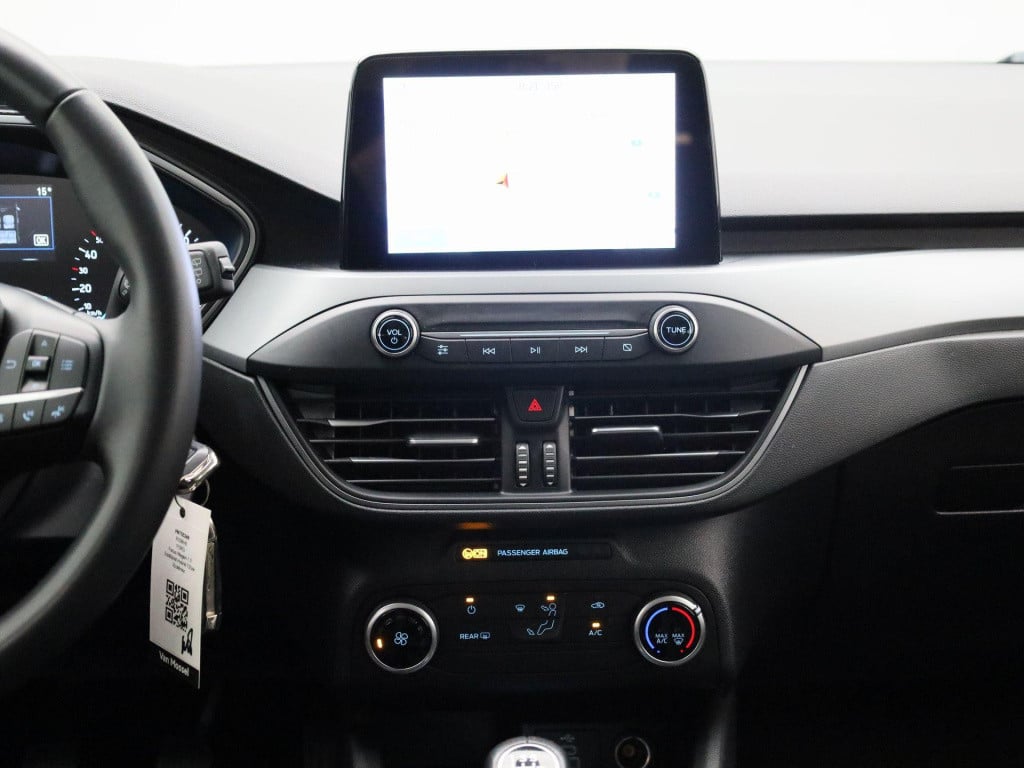 Ford Focus wagon 1.0 ecoboost hybrid connected | navigatie | cruise control