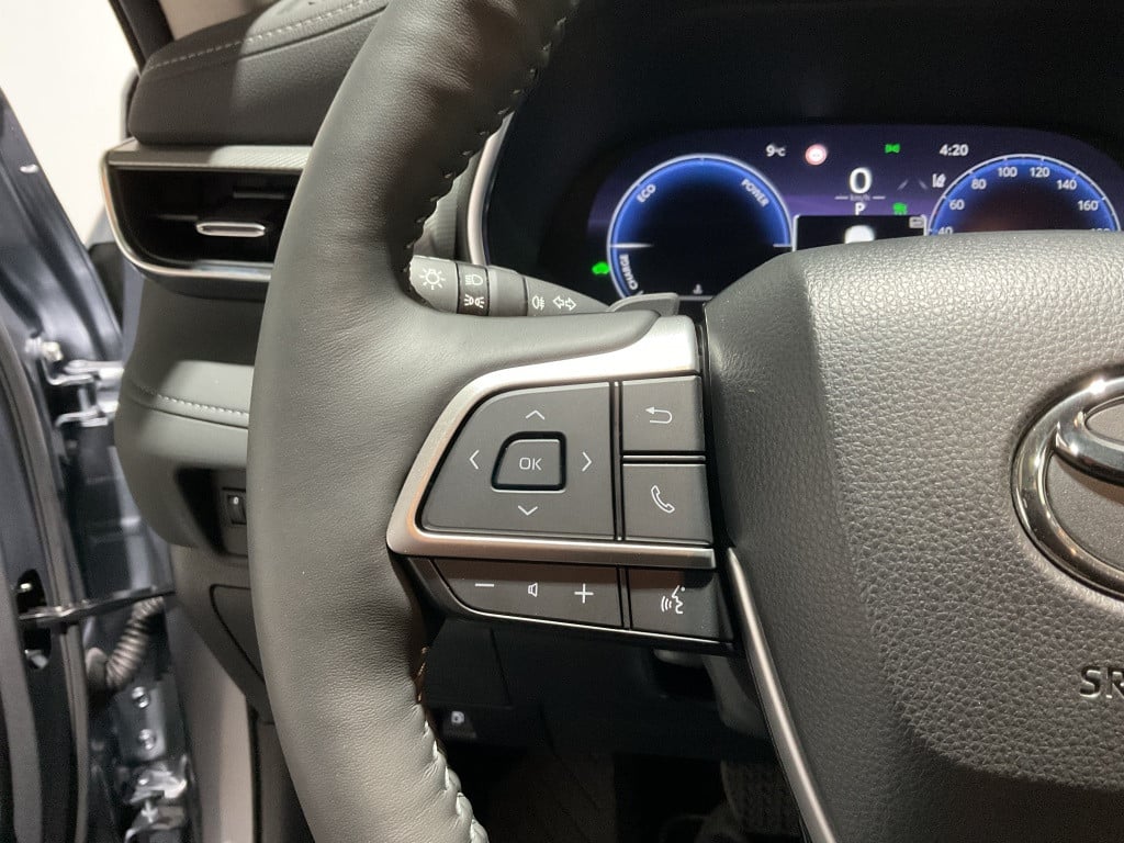 Toyota Highlander awd 2.5 highpower premium | full option |