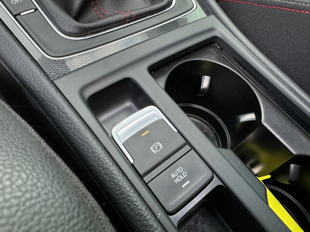 Volkswagen Golf 2.0 tsi gti performance * panoramadak * leer * xenon * navi