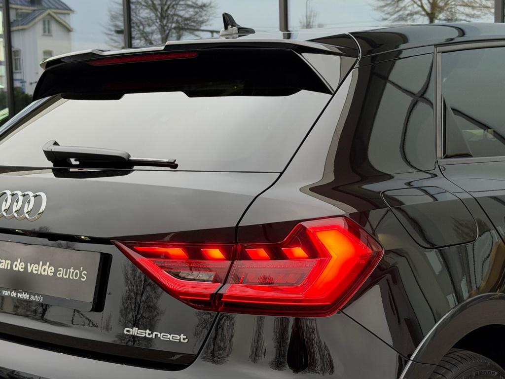 Audi A1 allstreet 30 tfsi 116pk s-tronic advanced edition | led | camera | 