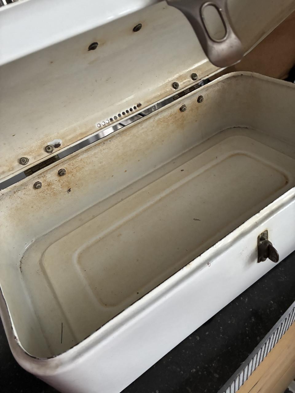 Antieke Emaille broodtrommel wit