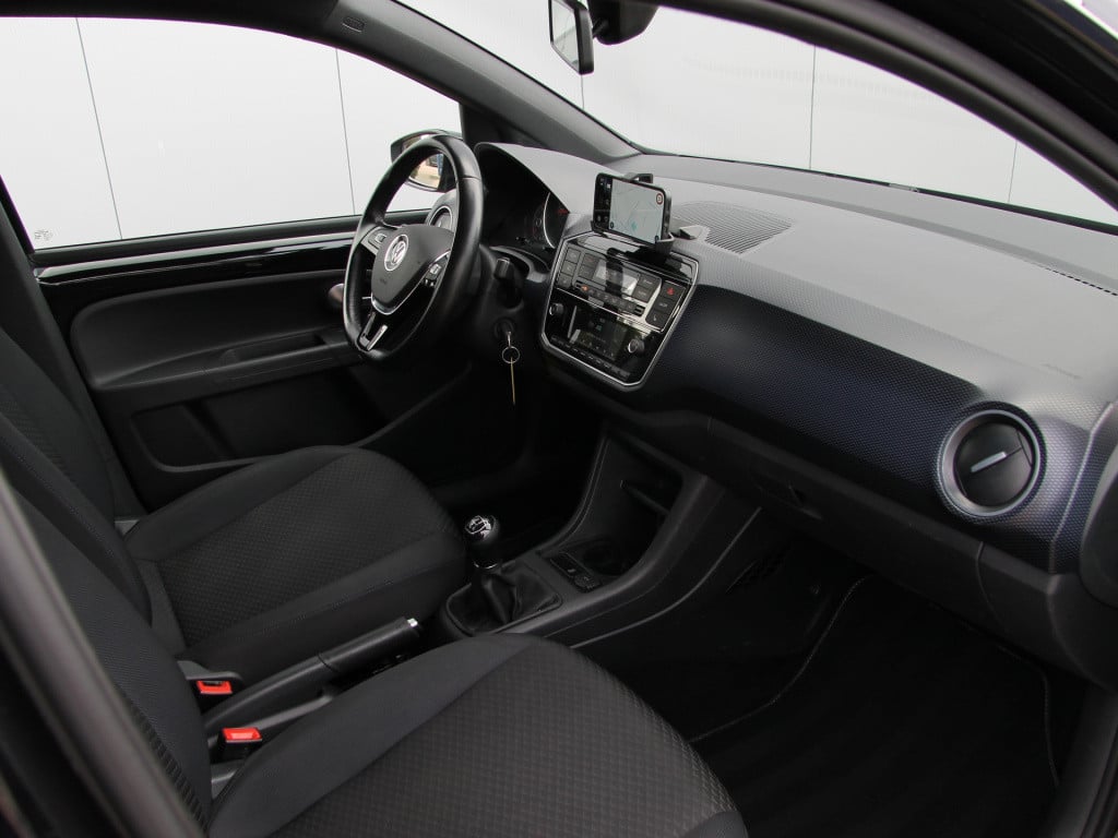 Volkswagen UP! 1.0 65pk 5drs. united | black edition